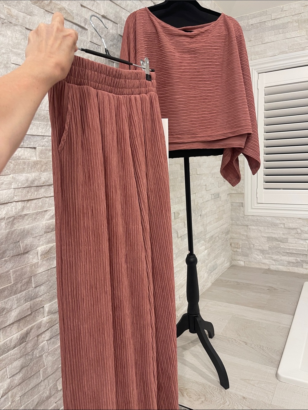 Relaxed Ribbed Wide-Leg Pants - Dusty Rose